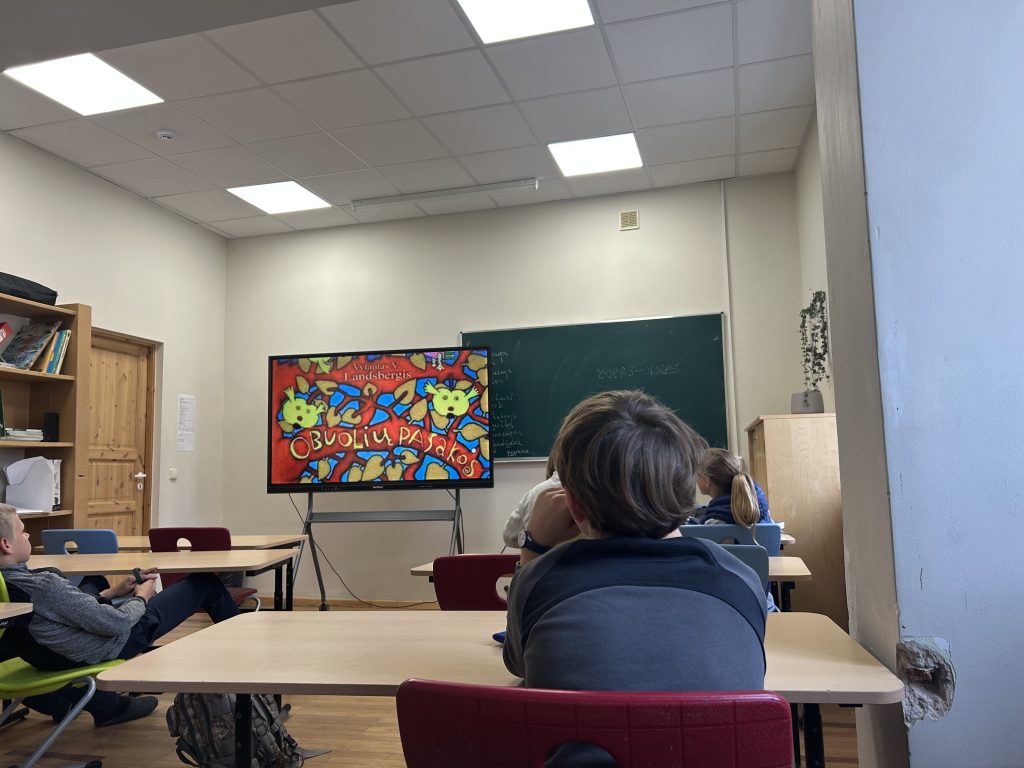 Komunikacijos svarba tarp mokinio ir mokytojo mokykloje „Atradimai“